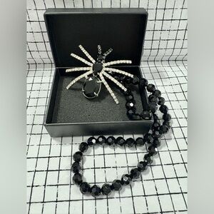 Jeweled Spider Stretch Bead Necklace Black Silver
